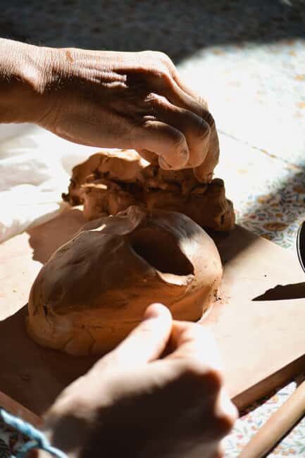Cotignac: Clay Modeling Workshop - Cotignac: Clay Modeling Workshop — A Hands-On Artistic Escape in the South of France