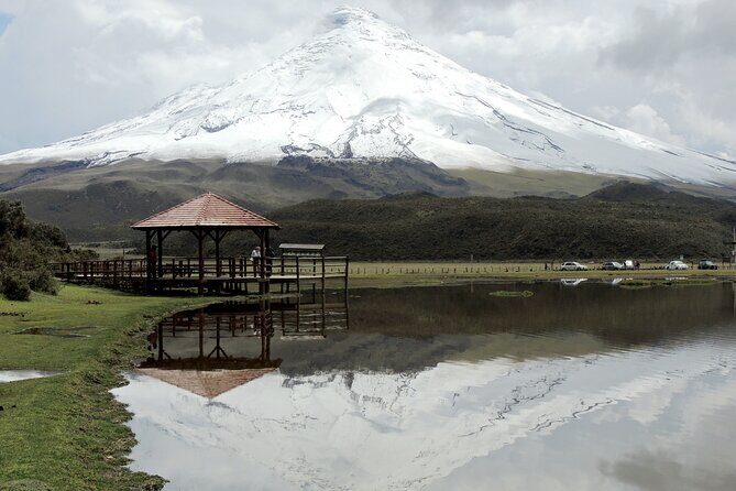 Cotopaxi Volcano and Colonial Hacienda Day Trip - The Hike to the José Rivas Refuge