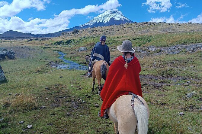 Cotopaxi volcano horseback ride and hike - Key Points