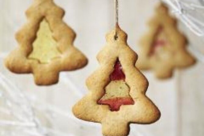 Cotswolds Christmas Baking Workshop in Burford - Key Points