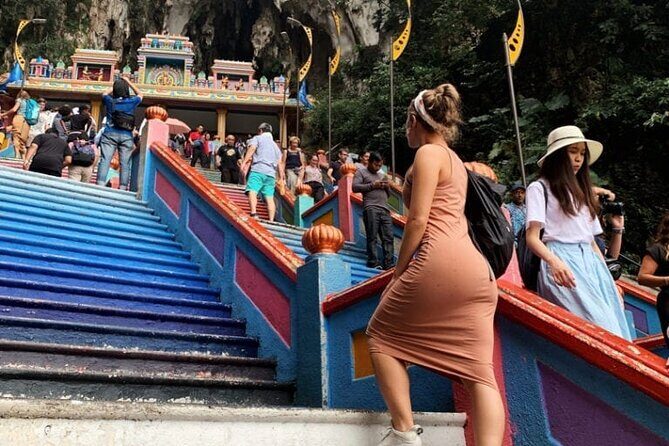 Countryside Tour Waterfall, Hot Springs & Batu Caves With Lunch - FAQ