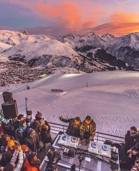 Courchevel Après-Ski Insider: Reserved Table & Party Guide - Exploring Courchevel Après-Ski with an Insider Touch
