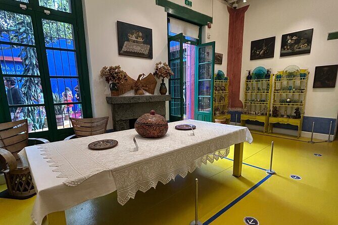 Coyoacán Gourmet: Food, Culture and Museum Frida Kahlo - Who Will Benefit Most?