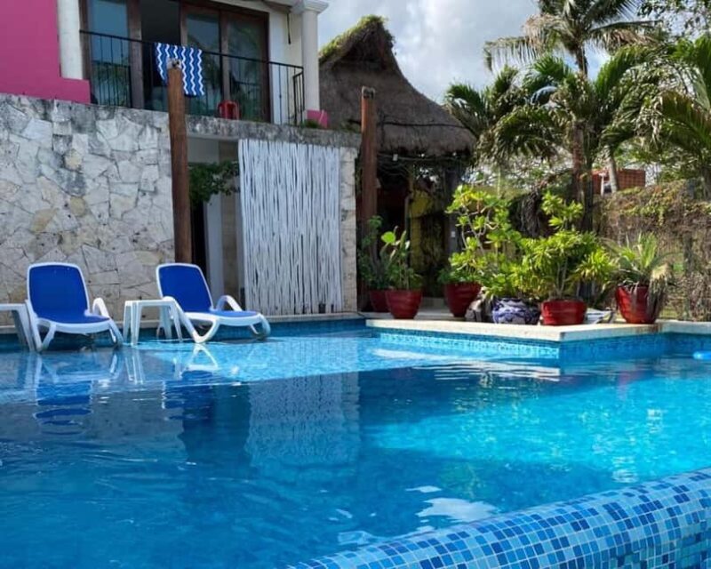 Cozumel: All-Inclusive Beach Club Day Pass with Open Bar - Key Points