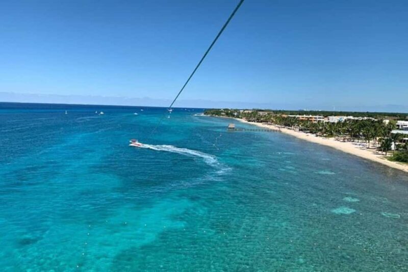 Cozumel: Best Parasailing Experience + Locker - A Deep Dive into the Cozumel Parasailing Tour