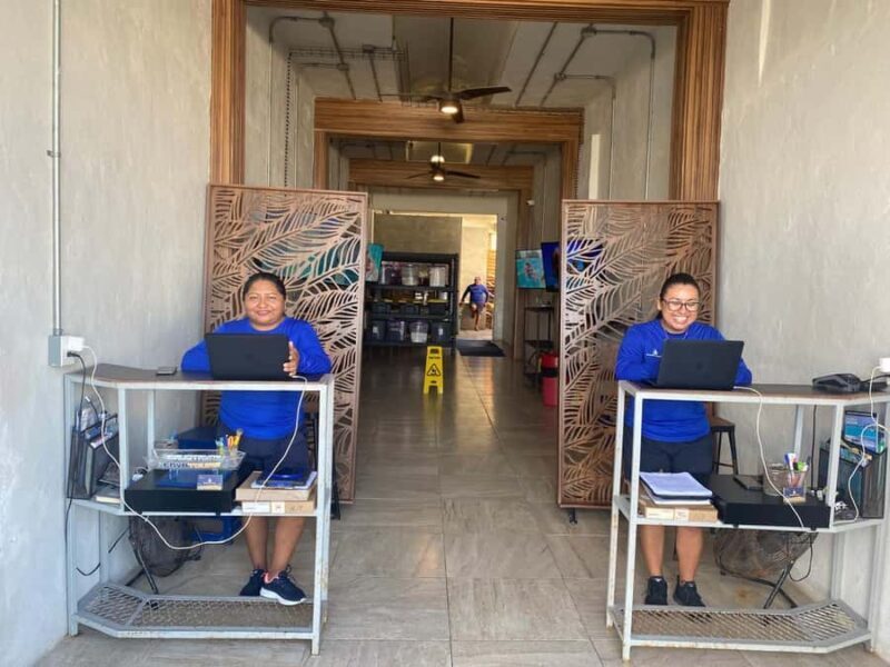 Cozumel: Transparent Boat Tour with Snorkeling and 2 Beers - Key Points