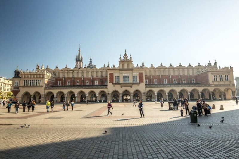 Cracow: Old Town by Golf Cart, Wawel, and Underground Museum - Pricing and Value