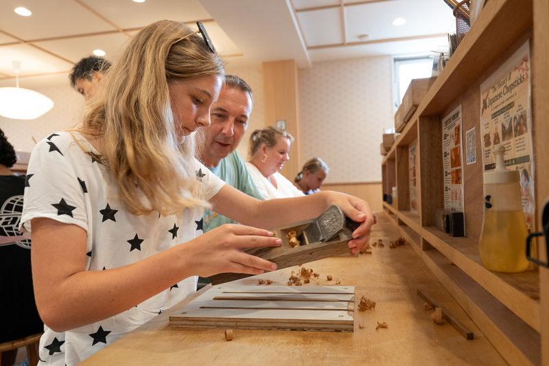 Crafting Your Own Chopsticks in Shinjuku - A 45-minute Shinjuku stop, not a full-day outing