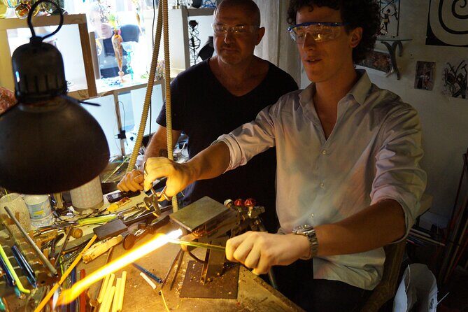 Create your Glass Artwork: Private Lesson with Local Artisan in Venice - Who Should Book This Experience?
