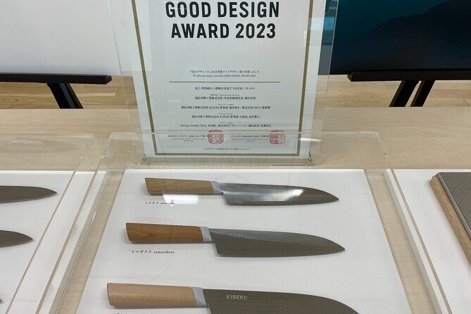 Create Your Own Pocket Knife in Miracle Kitchen Knife Factory - Exploring the Experience Step-by-Step