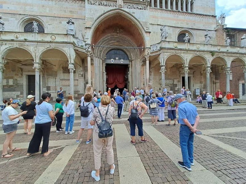 Cremona: City of art and music in Italian - Price and Value Analysis