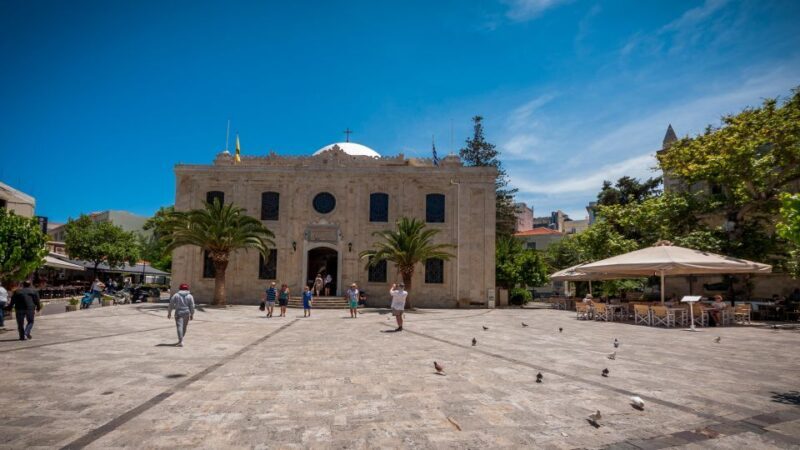 Crete: Knossos Palace, Archaeological Museum & Heraklion - Practical Details and What to Expect