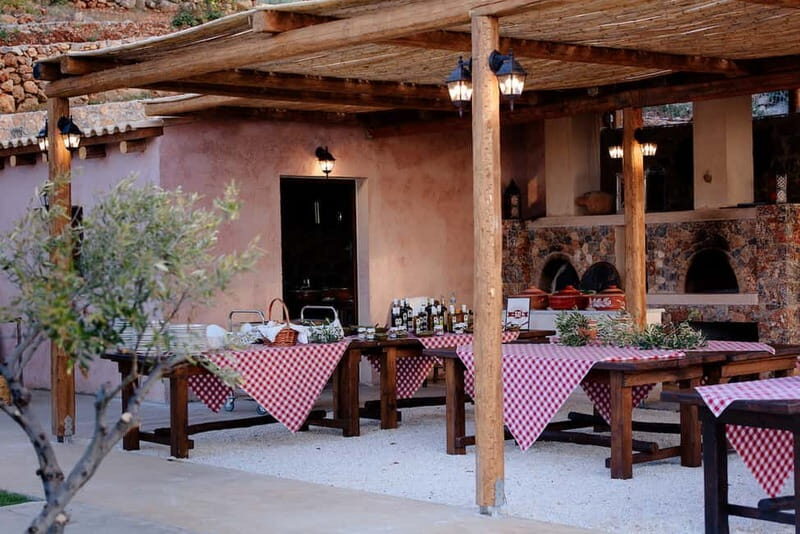 Crete: Olive Oil Festival, Farm Dinner, Live Show & Pickup - FAQ