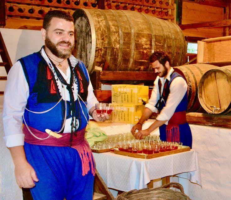 Crete: Traditional Cretan Night: Live Show and Dinner - A Detailed Look at the Experience