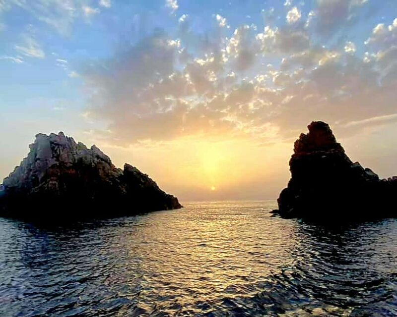 Croisière Piana Sunset Apéro Baignade bateau 12 places - FAQ
