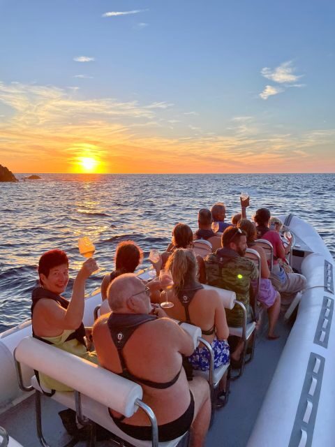Croisière Sunset Scandola Piana Baignade bateau 12 places - A Detailed Look at the Tour Experience