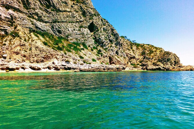 Cruise along the beaches of Arrábida - Key Points