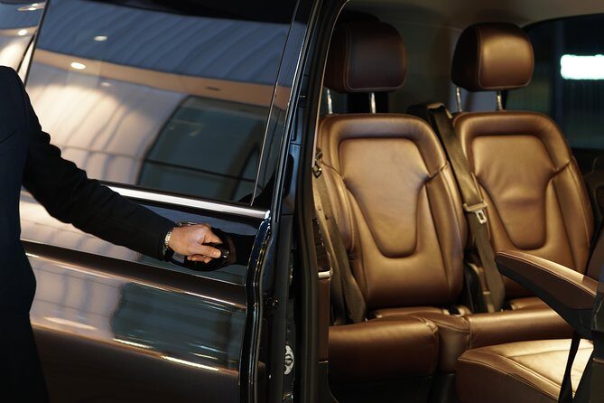 Cruise port VIP Transfer: Cruise port to Stockholm city center 1-6 Passangers - Cruise Port VIP Transfer: Stockholm Cruise Port to City Center – A Practical, Comfortable Choice