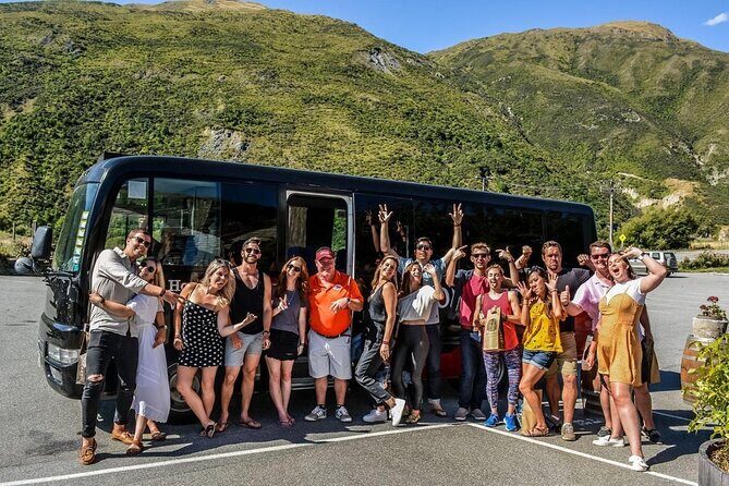 CRUISE SHIP DAY LYTTELTON Hop On Hop Off Wine Tours to Waipara - A Personal Look at the Lyttelton Hop-On Hop-Off Wine Tours to Waipara