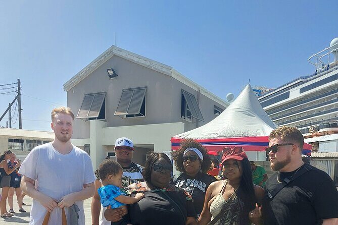Cruise Ship passengers: From ocho rios pier to Bob Marley museum - Discovering the Roots of Reggae: From Ocho Rios Pier to the Bob Marley Museum