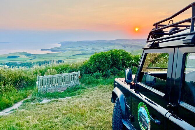 CRUISE SPECIAL- STONEHENGE & SALISBURY - PRIVATE JEEP SAFARI Tour - Key Points