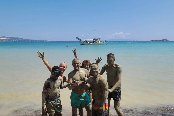 Cruise to White Rocks & Xi Beach with lunch and wine - Key Points