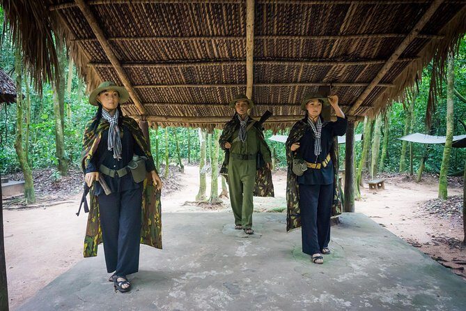 Cu Chi Tunnels and Mekong Delta 1 Day Tour With Small Group - Exploring the Cu Chi Tunnels