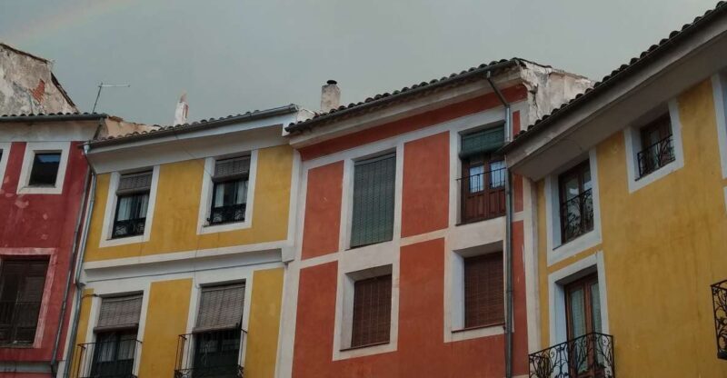 Cuenca: Nighttime Highlights Walking Tour in Spanish - Who Should Consider This Tour?