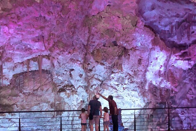 Cueva Canelobre and village Busot tour from Alicante and Campello - Key Points