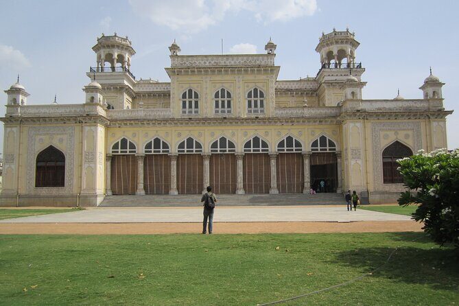 Cult Immersions 2 - Charminar & Chowmahallah Palace Private Tour - Key Points