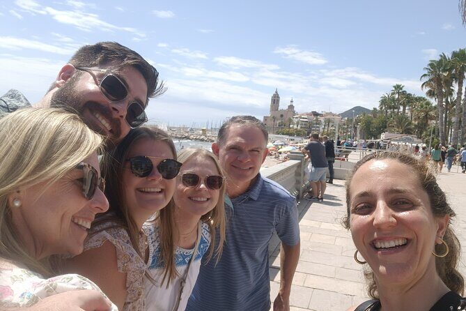 Cultural coastal trip with winery visit from Barcelona - Exploring Sitges: A Coastal Treasure