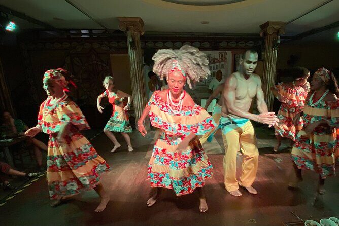Cultural Folkloric Show and Dinner in Salvador - FAQ