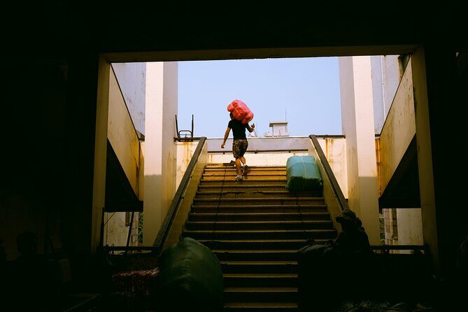 Cultural Hanoi Photo Walk - A Street Photography Tour - Deep Dive into the Hanoi Photo Walk Experience