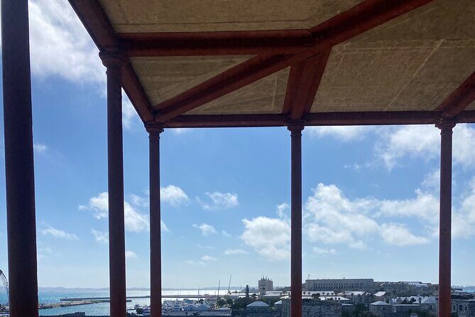 Cultural Island and Excursion Tour of Bermuda with Local Guide - Starting Point: The Royal Naval Dockyard