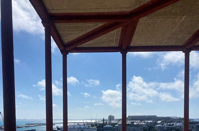 Cultural Island and Excursion Tour of Bermuda with Local Guide - Climbing Gibb’s Hill Lighthouse