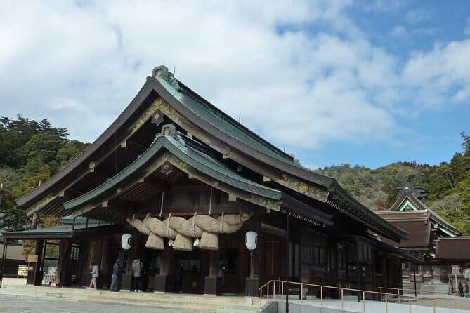 Cultural Pilgrimage to Izumo Taisha 2 Day Escape - Key Points