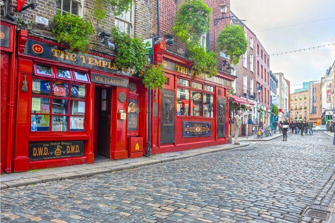 Cupids Trail: Romantic Puzzle Quest in Dublin - Who Should Consider This Tour?