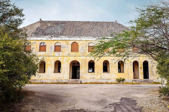 Curaçao: Affordable totally Customizable Private Tour :) - FAQs