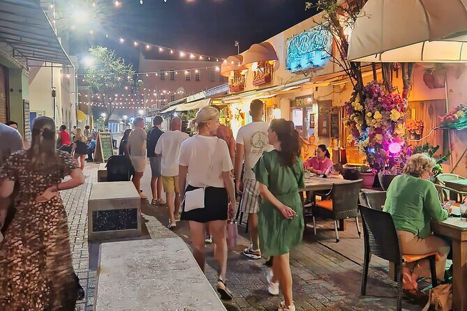 Curaçao by Night: Walking Tour History and Legends - Who Will Enjoy This Tour?