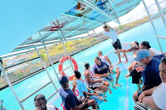 Curaçao ClearBoat Sunset Cruise Glass Bottom Boat Experience - Who Should Consider This Tour?