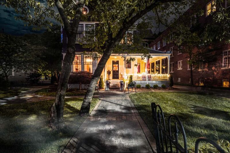 Curses & Corsets: Charlotte's Candlelight Ghost Tours - An In-Depth Look at Charlotte’s Haunted Heritage