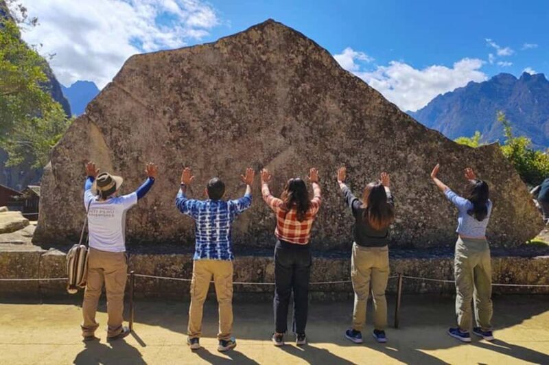 Cusco: 2-Day Private Guided Machu Picchu Tour - Detailed Review of the Cusco: 2-Day Private Guided Machu Picchu Tour