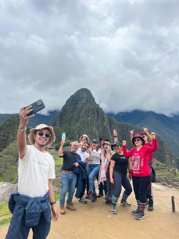 Cusco 4-d | Rainbow Mountain & Machu Picchu | All included - Key Points