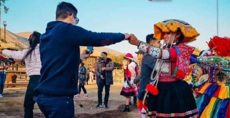 Cusco Escénico - Kukuli Show - Pisco Sour - Key Points