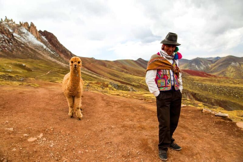 Cusco: Full-Day Private Hike to Palcoyo Rainbow Mountain - Detailed Breakdown of the Itinerary