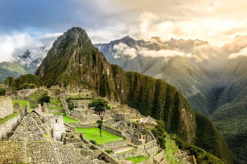 Cusco : Machupicchu + Lunch | Full Day - The Route and What to Expect