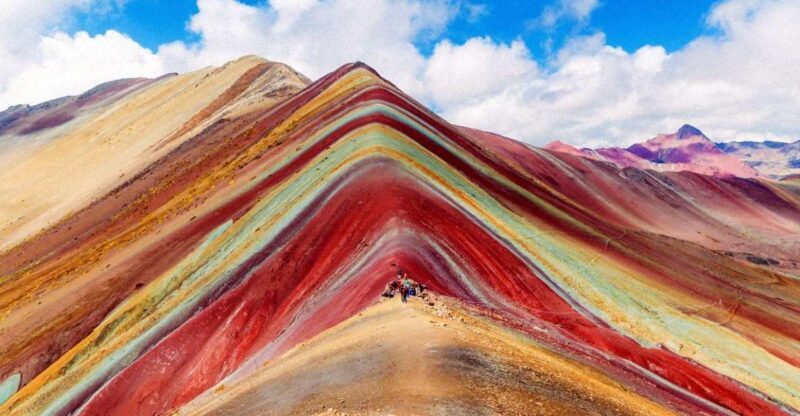 Cusco - Rainbow Mountain Adventure + Hiking - In-Depth Review