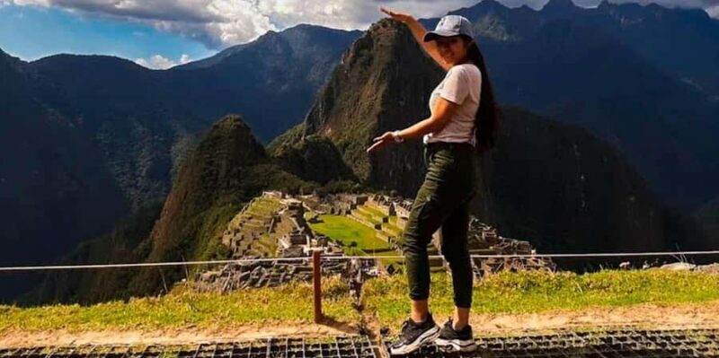 Cusco: Tour to MachuPicchu with rest in Aguas Calientes Town - Cusco: Tour to Machu Picchu with Rest in Aguas Calientes Town