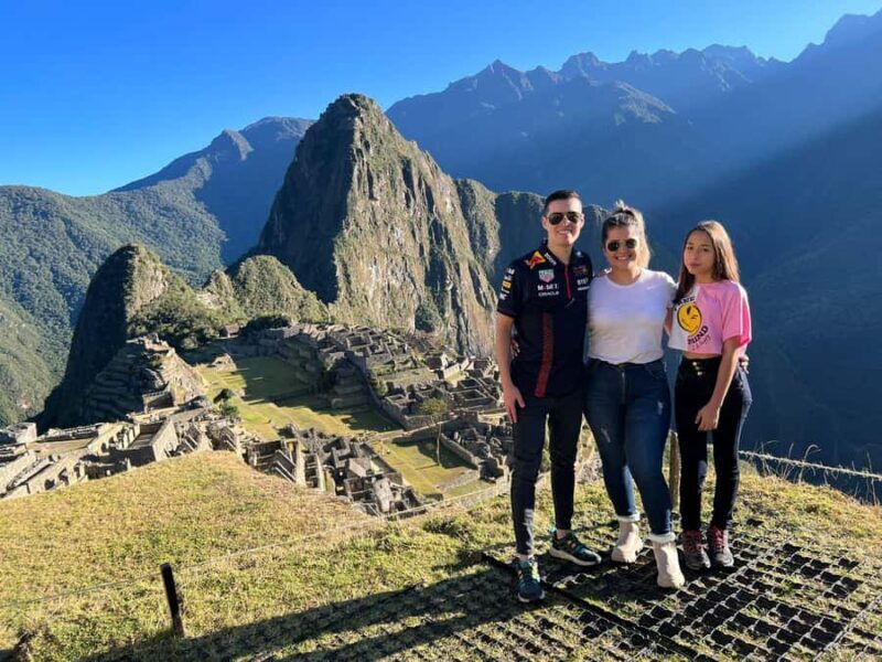 Cusco: Tour to the Sacred Valley and Machupicchu in two days - Exploring the Sacred Valley: A Journey Through Incan Ingenuity