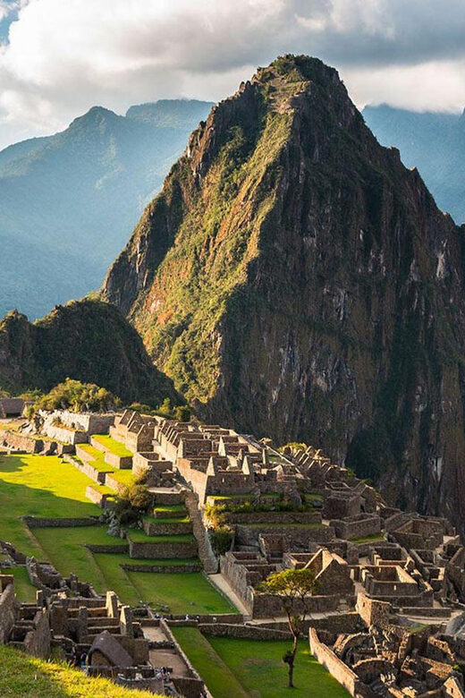 Cusco:Machupicchu Group Tour from Aguas Calientes - The Sum Up